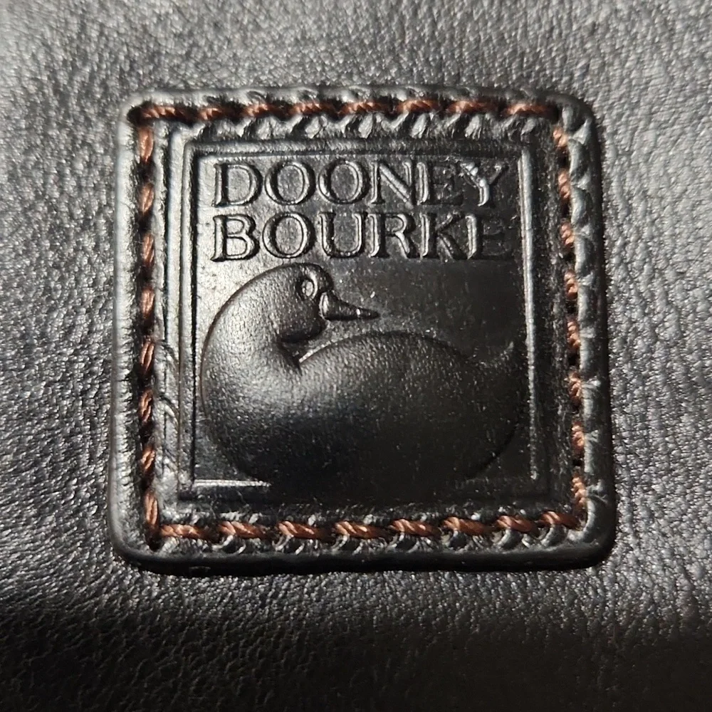Dooney & Bourke Florentine Cameron Black Vacchetta Leather Crossbody Bag EUC!!